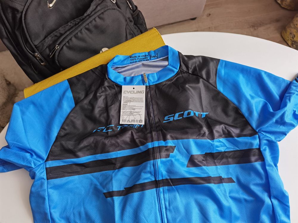 Vand costum de bicicleta / cycling original SCOTT nou 300 RON