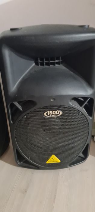 Boxe behringer active