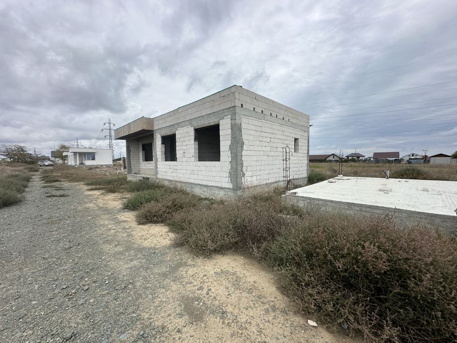 Casa parter de vanzare str. Campului colt cu Garii