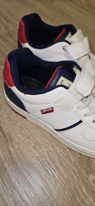 Кожени маратонки Levi's
