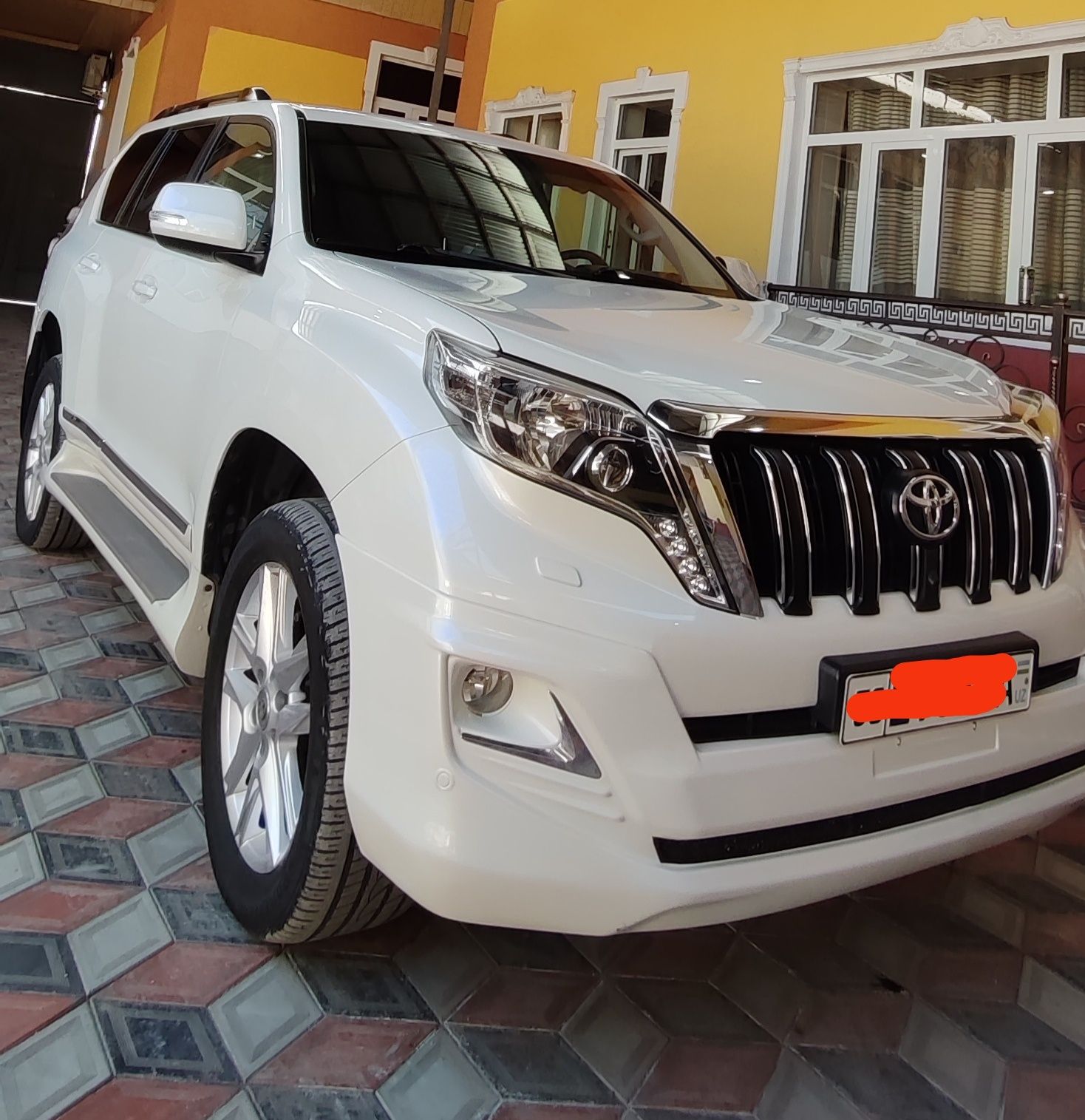 Toyota Prado ladguzer 150 tali