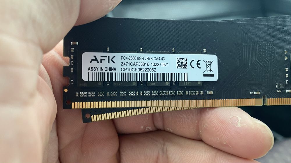 ОЗУ DDR4 8 GB 2 штука