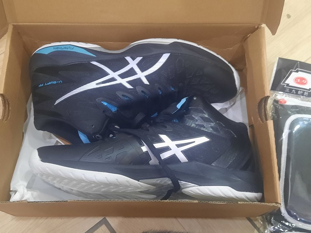 Asics V-swift ff black blue coloring 42Размер