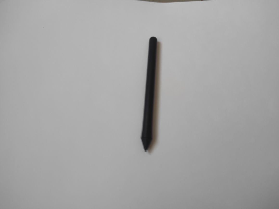 One by Wacom графичен таблет размер М