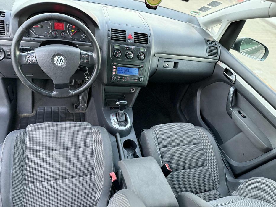 Volkswagen touran 2,0tdi cutie automata