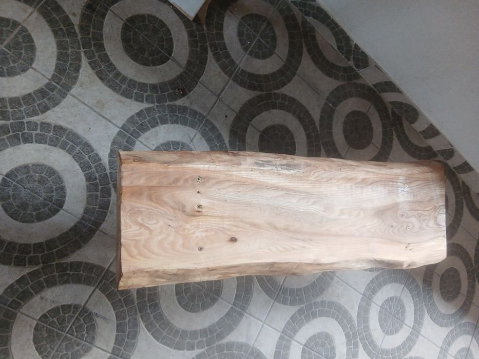 Scaune de lemn de vânzare