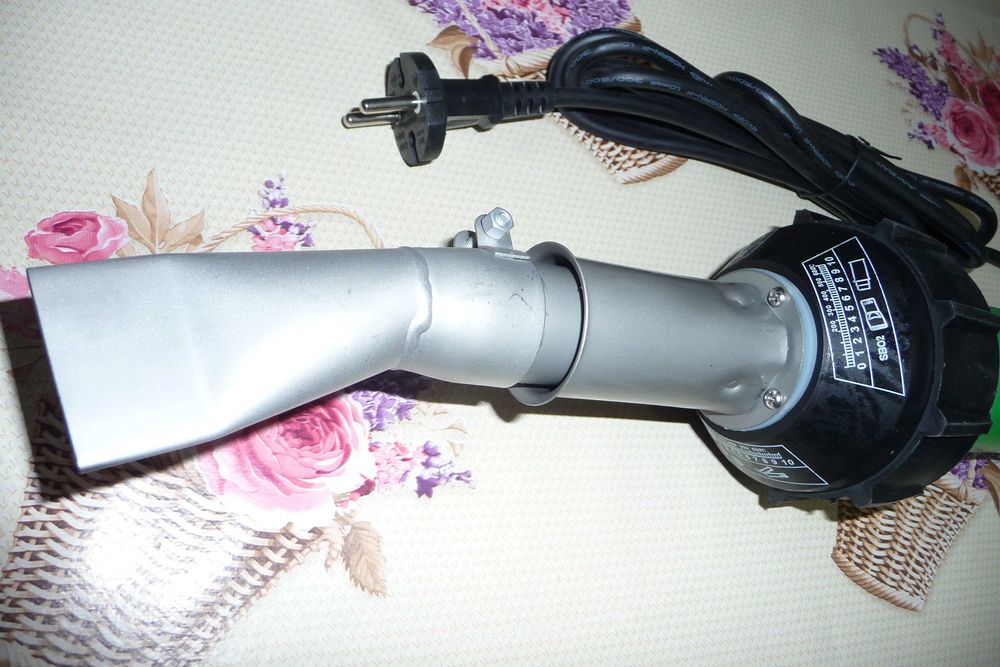 Tip Leister Triac , Pentru pvc/ linoleum, + 1 duza de 40mm, nou