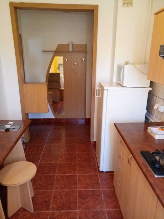 Proprietar inchiriez aoartament