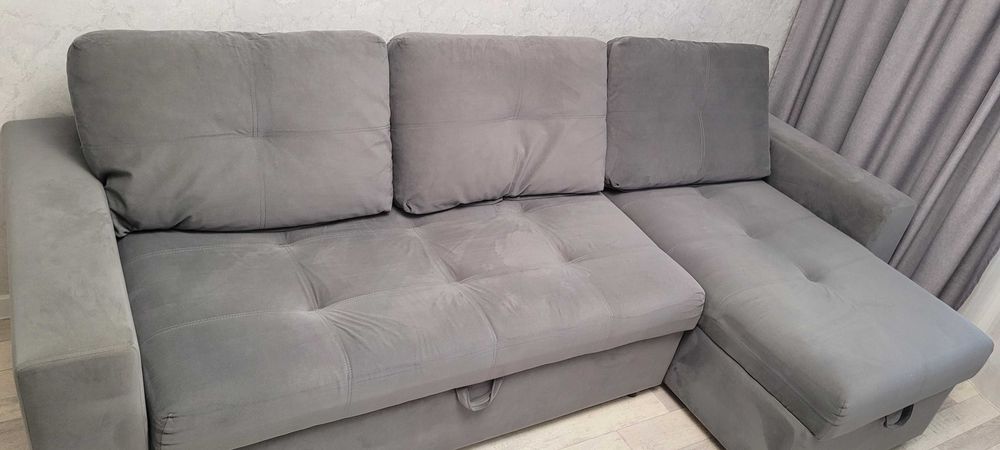 Диван угловой...