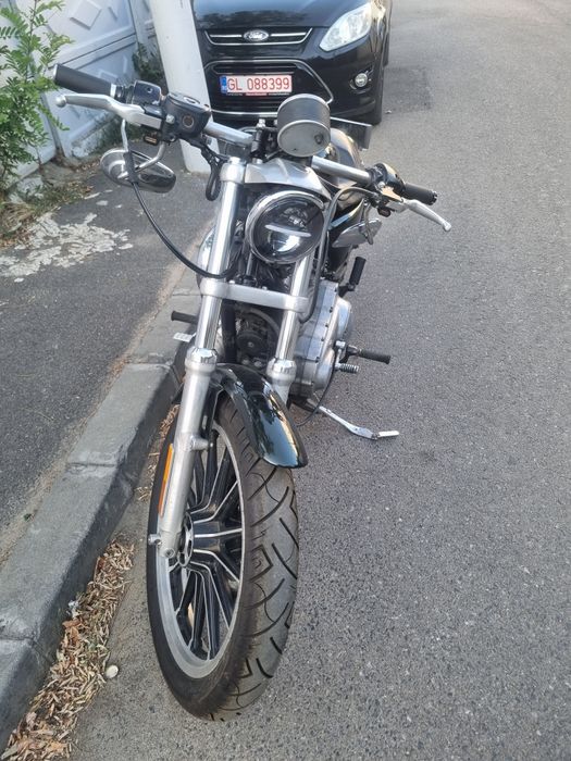 Harley Davidson Sportster 883 limitat in acte A2 (18 ani)