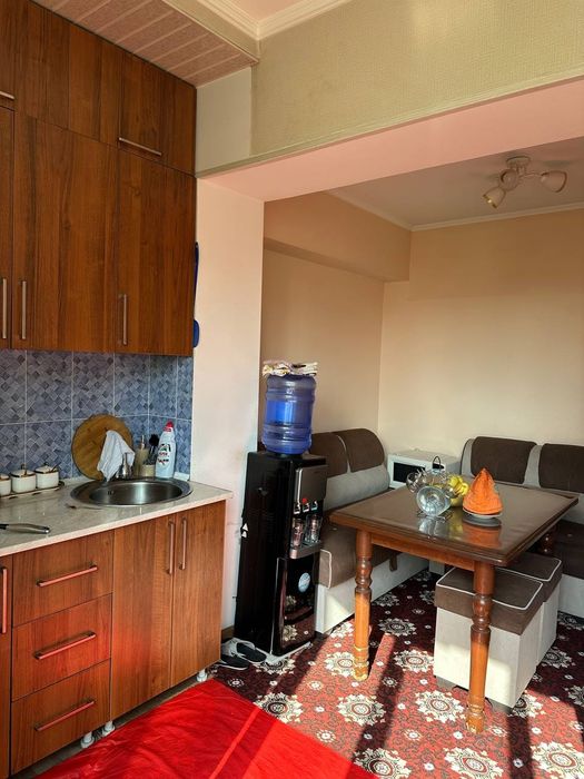 Продаётся 3-х комнатная квартира на ц4 юнусабаде