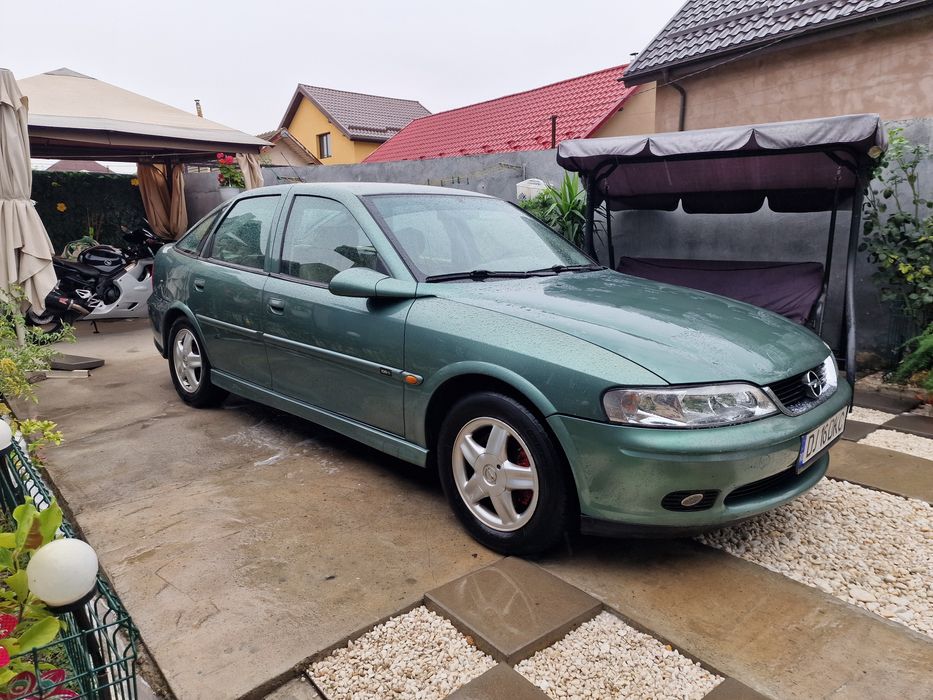 Opel Vectra B 1.8 benzina