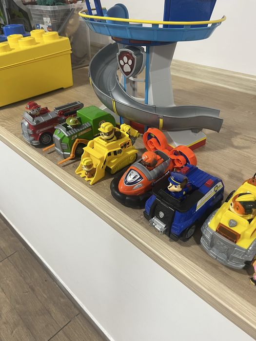 Музикална база Paw Patrow Пес Патрул с кученца и колички