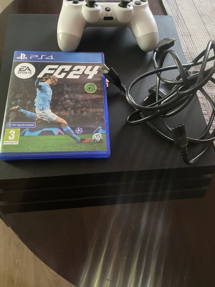 Продавам Playstation4 Pro с FC 24