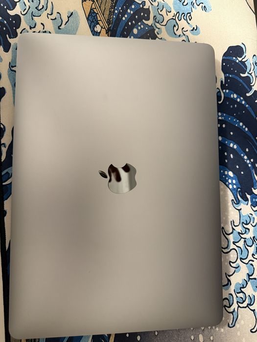 MacBook Air 2020 – 13”, 8GB RAM, 256GB SSD