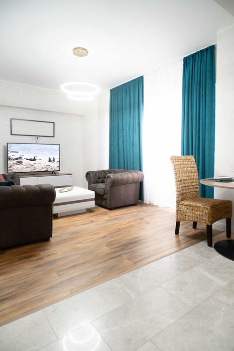 Apartament INTABULAT si LOC PARCARE Royal Town