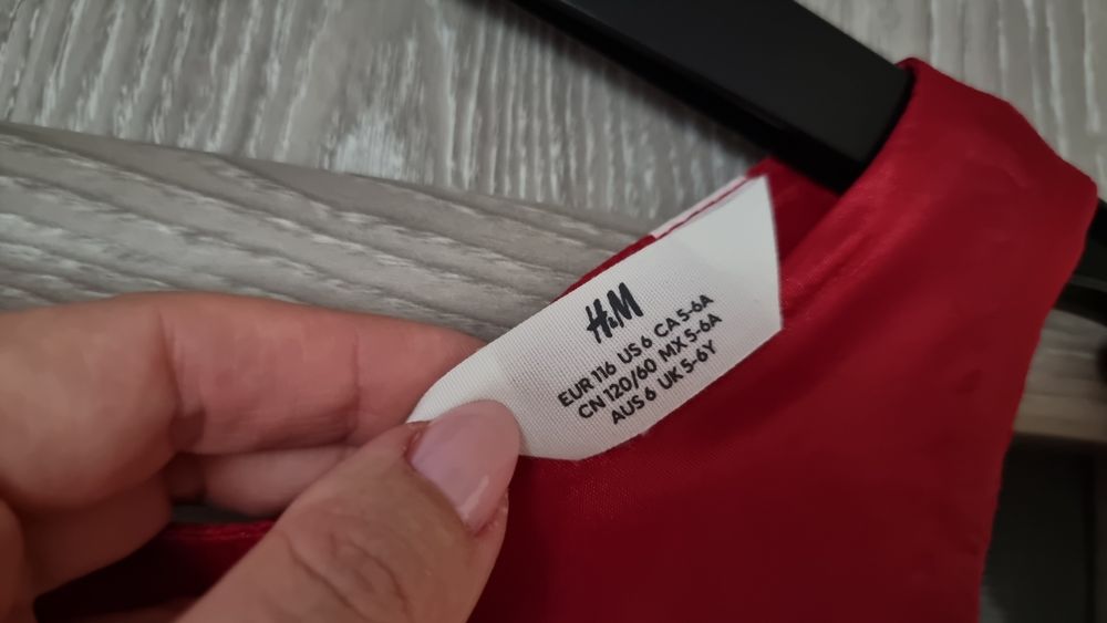 Rochie eleganta rosie