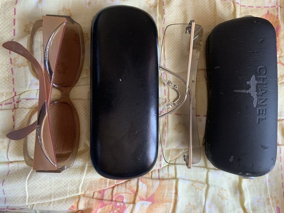 2 perechi ochelari soare, Chanel si Giorgio Armani