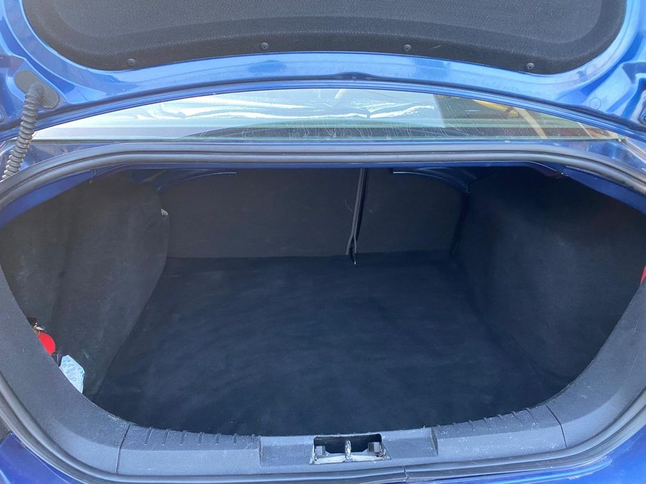 Vând Ford focus 2 1.6 benzina 99.999km 2008