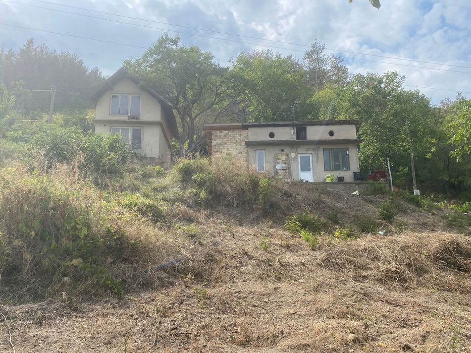 Вила/Къща гр.Шумен- два имота