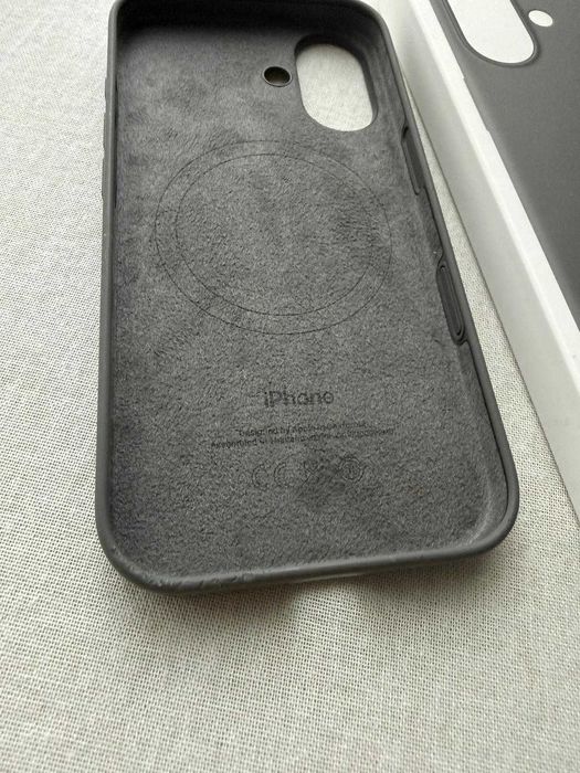 Husa de protectie Apple Silicone Case with MagSafe pentru iPhone 16