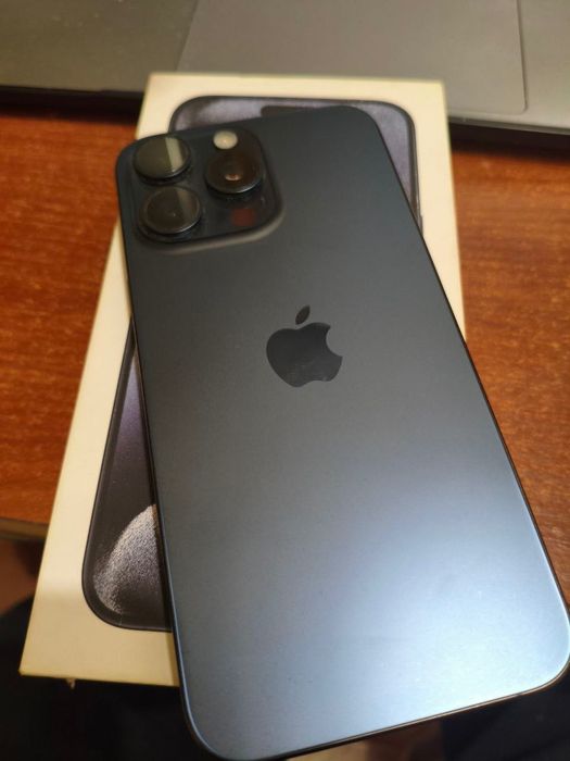 Айфон 15 про макс