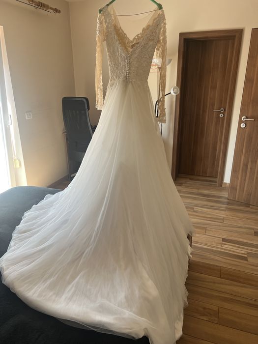 Rochie de mireasa, tip A