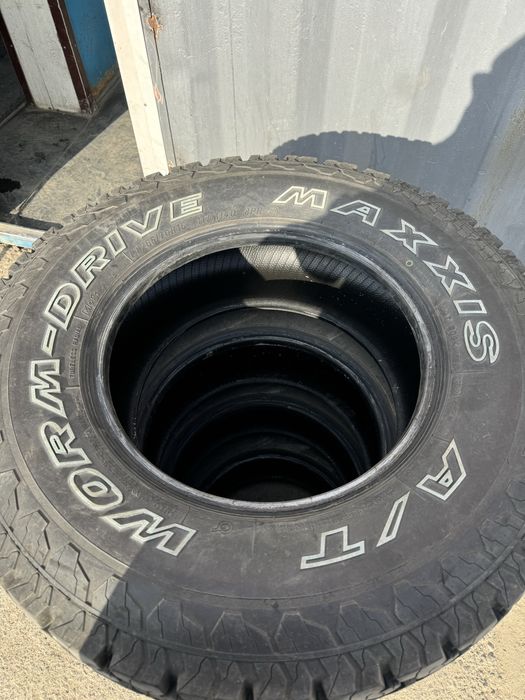 Шина R16 265/70 грязевые , в отличном состоянии