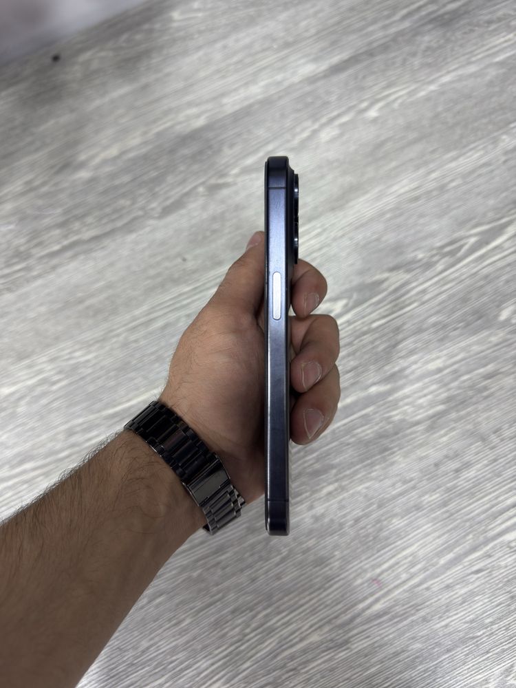 iphone 15 Pro 256 GB Sotiladi