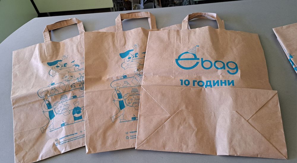 Подарявам 27 хартиени пликове за София