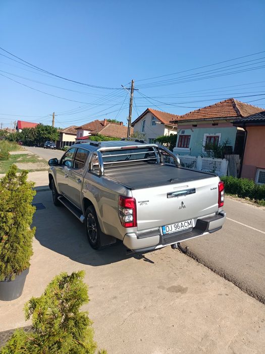 Vând Mitsubishi L200