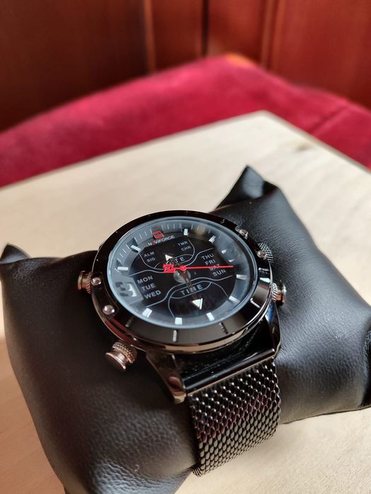 Наручные часы Спортивные  BUYWATCH