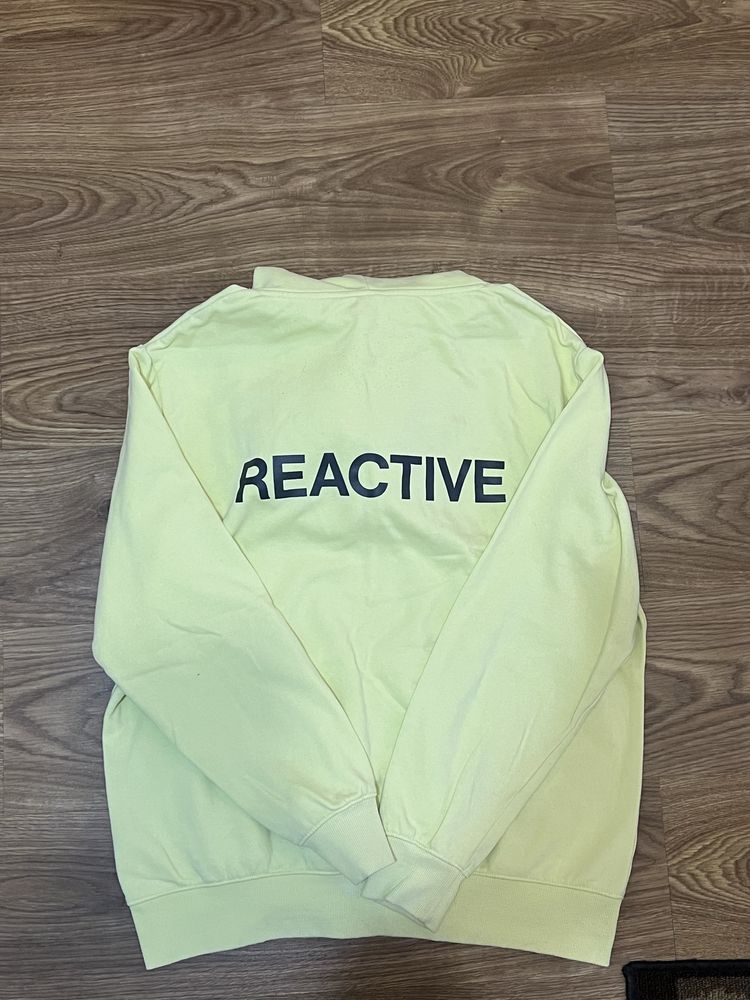 Суичър с качулка “Reactive”