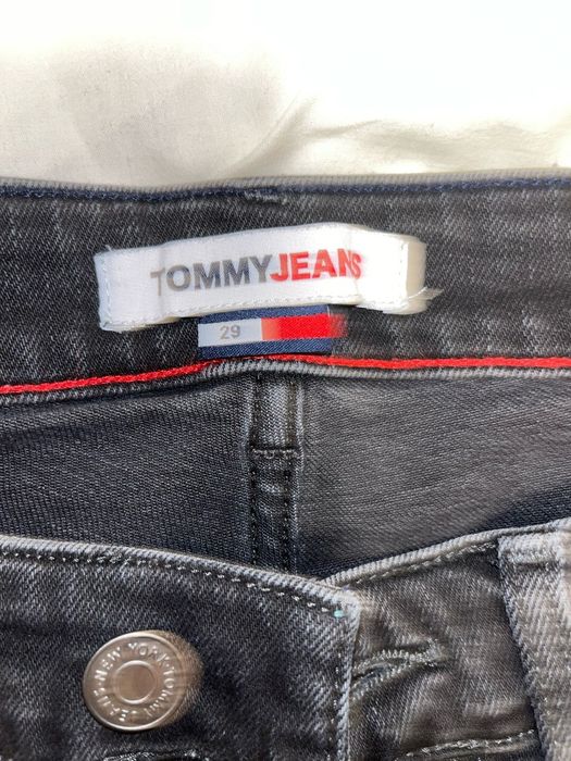 Blugi Tommy Hilfiger 29