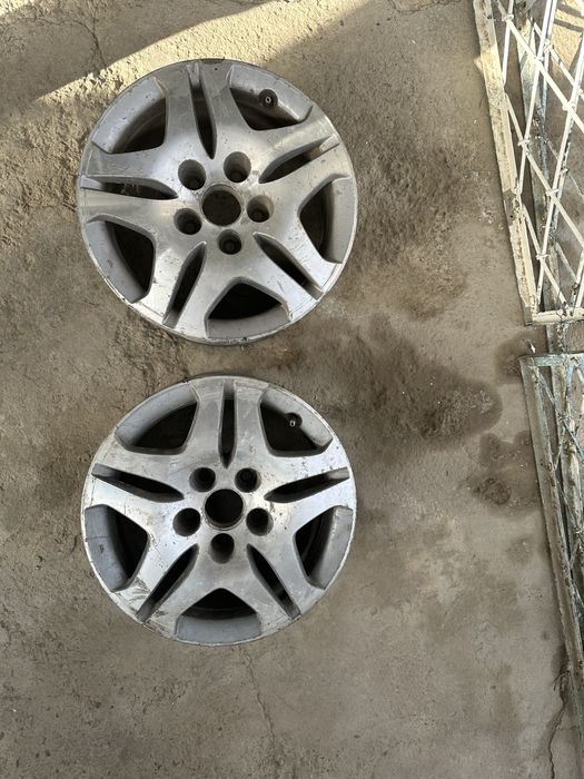 Продам диски - r16.