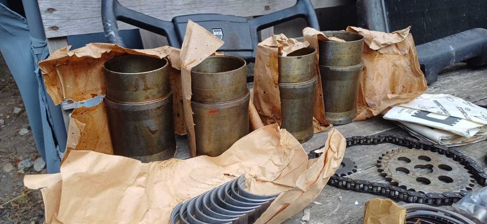 Vând Piese Dacia 1300