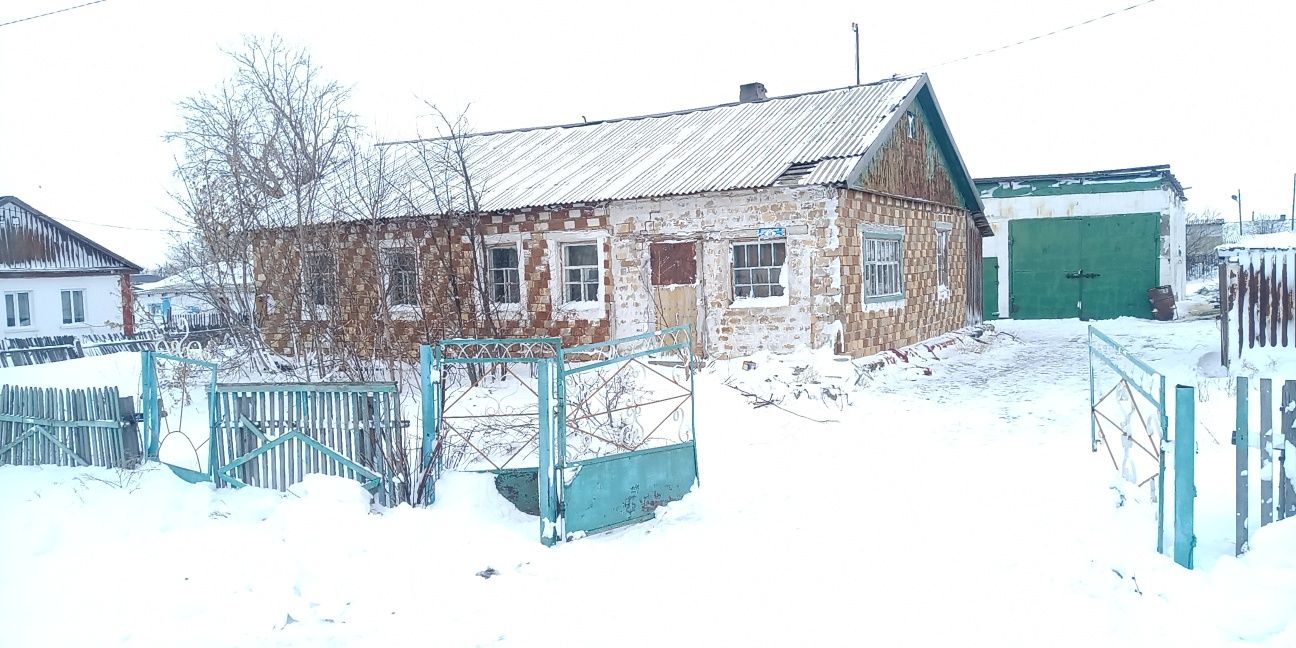 Продается дом в поселке Озерное