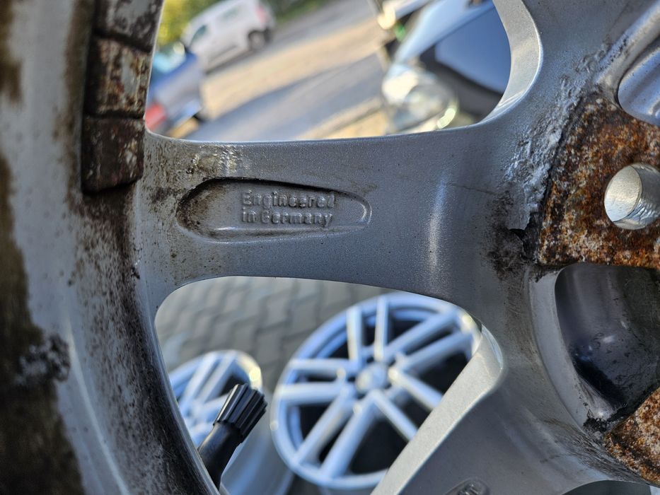 Джанти за форд с зимни гуми 15 цола