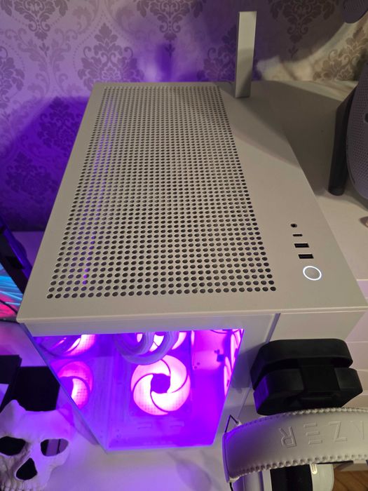 PC Workstation/Gaming Complet - Ryzen 9950x, RTX 5080, Racire Arctic