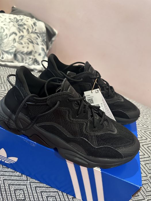 Adidasi Ozweego