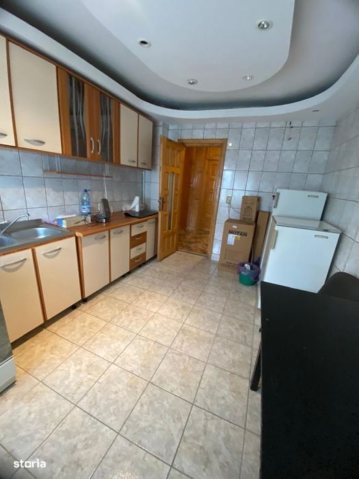 2 DECOMANDATE etaj intermediar cu centrala si termopan, Ardealului