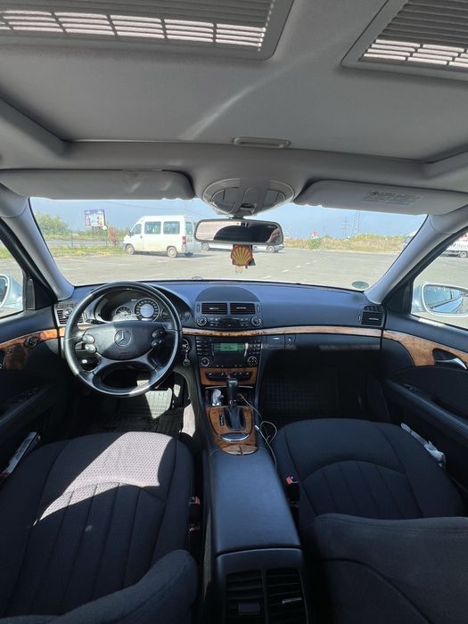 Mercedes E220 facelift W211 170 cp