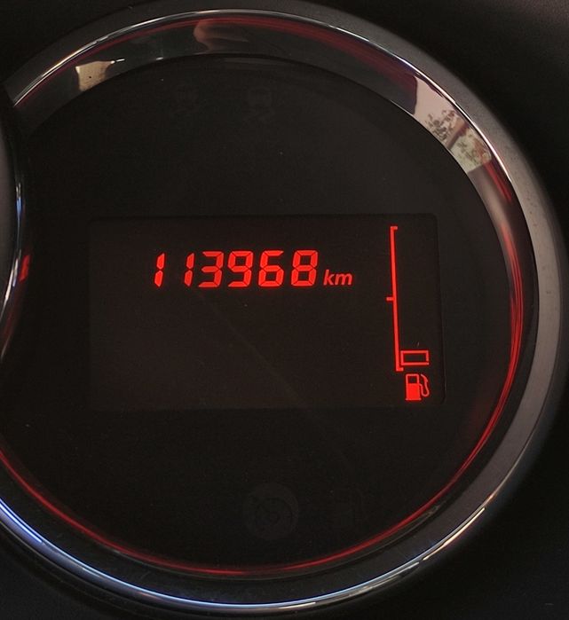 Vând Dacia Logan 2014