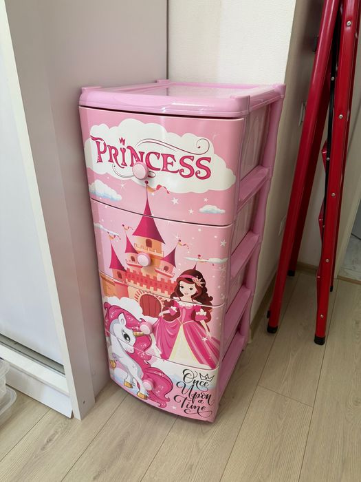 пластиковый шкаф