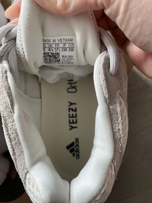 Yeezy 500 “stone traupe” - marimea 37 1/3 si 38