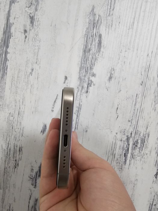 Iphone 15 pro max 256gb esim като нов