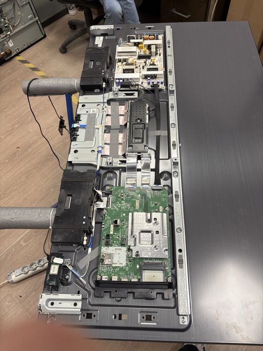 Televizor LG oled55A13 cu defect de display . Nu este spart .
