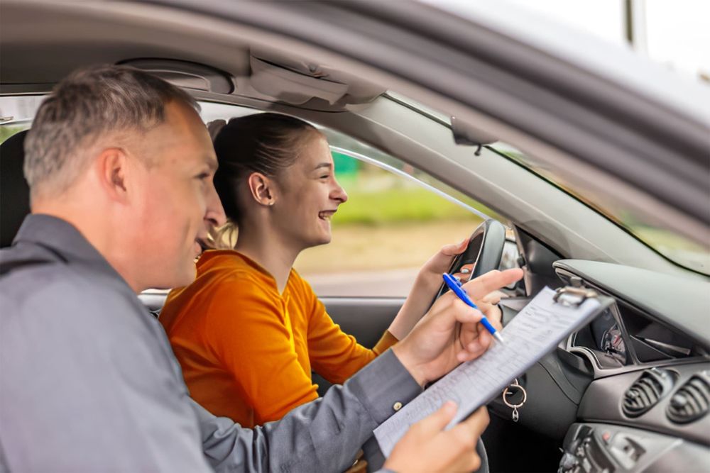 Виталий.Опытный Ташкентский АвтоИнструктор .Учу Вождению Автомобиля