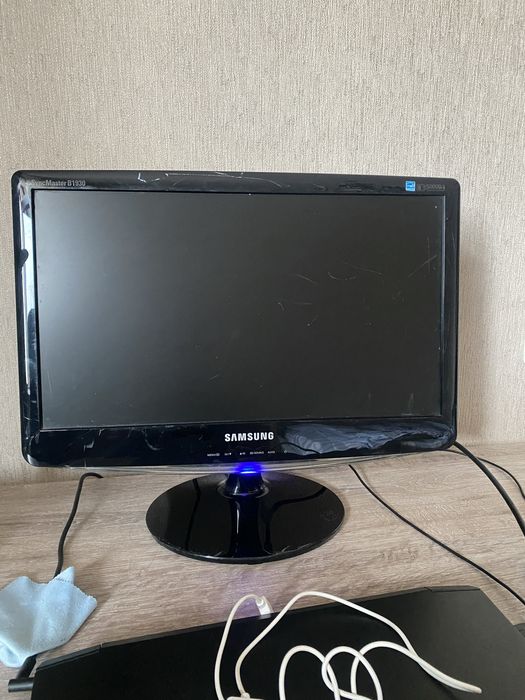 Монтитор samsung