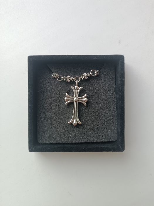 Колье chrome hearts